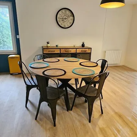 Les De * Tourville-les-Ifs